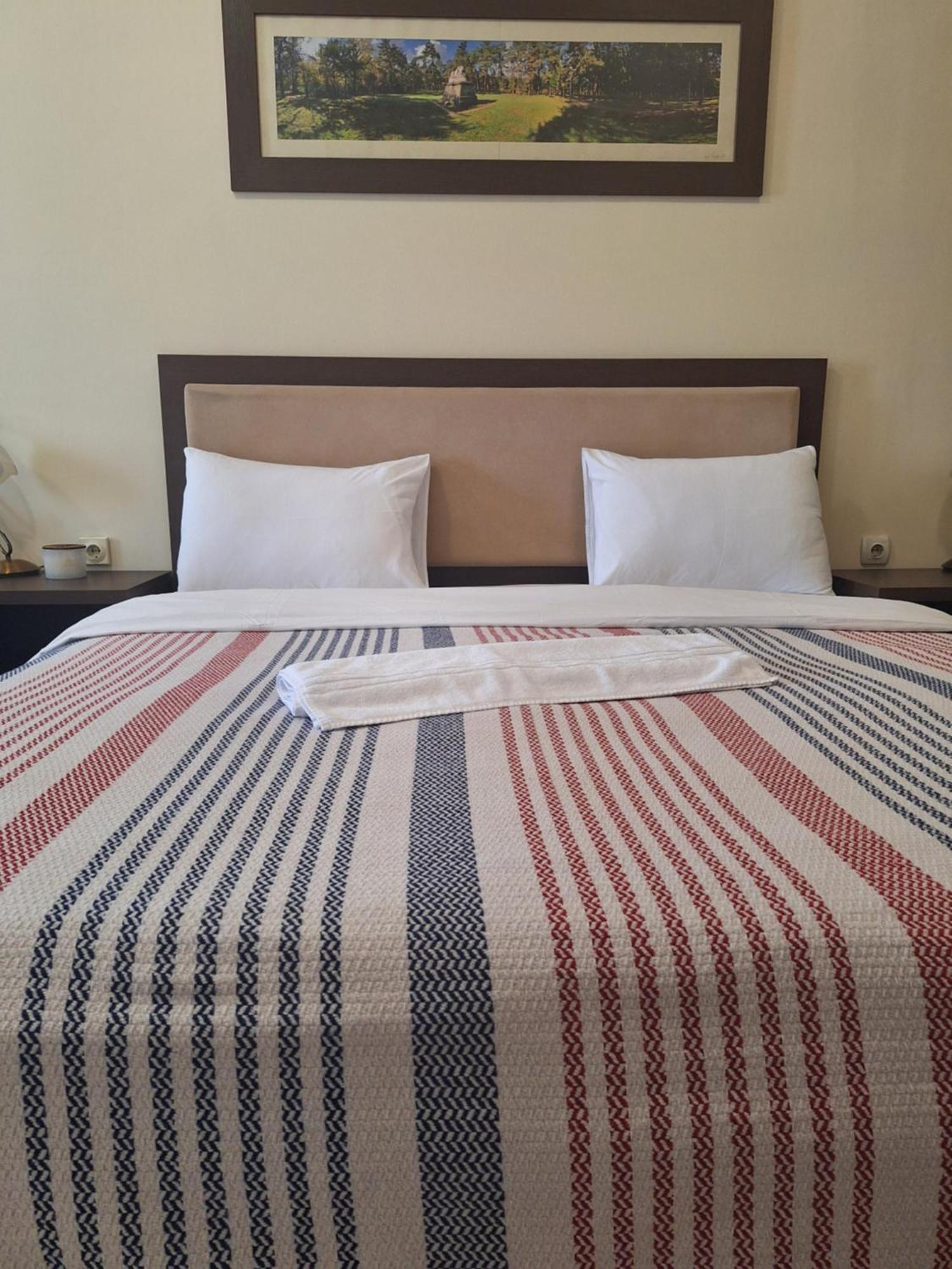 Garni Hotel Ema Крагуевац Екстериор снимка