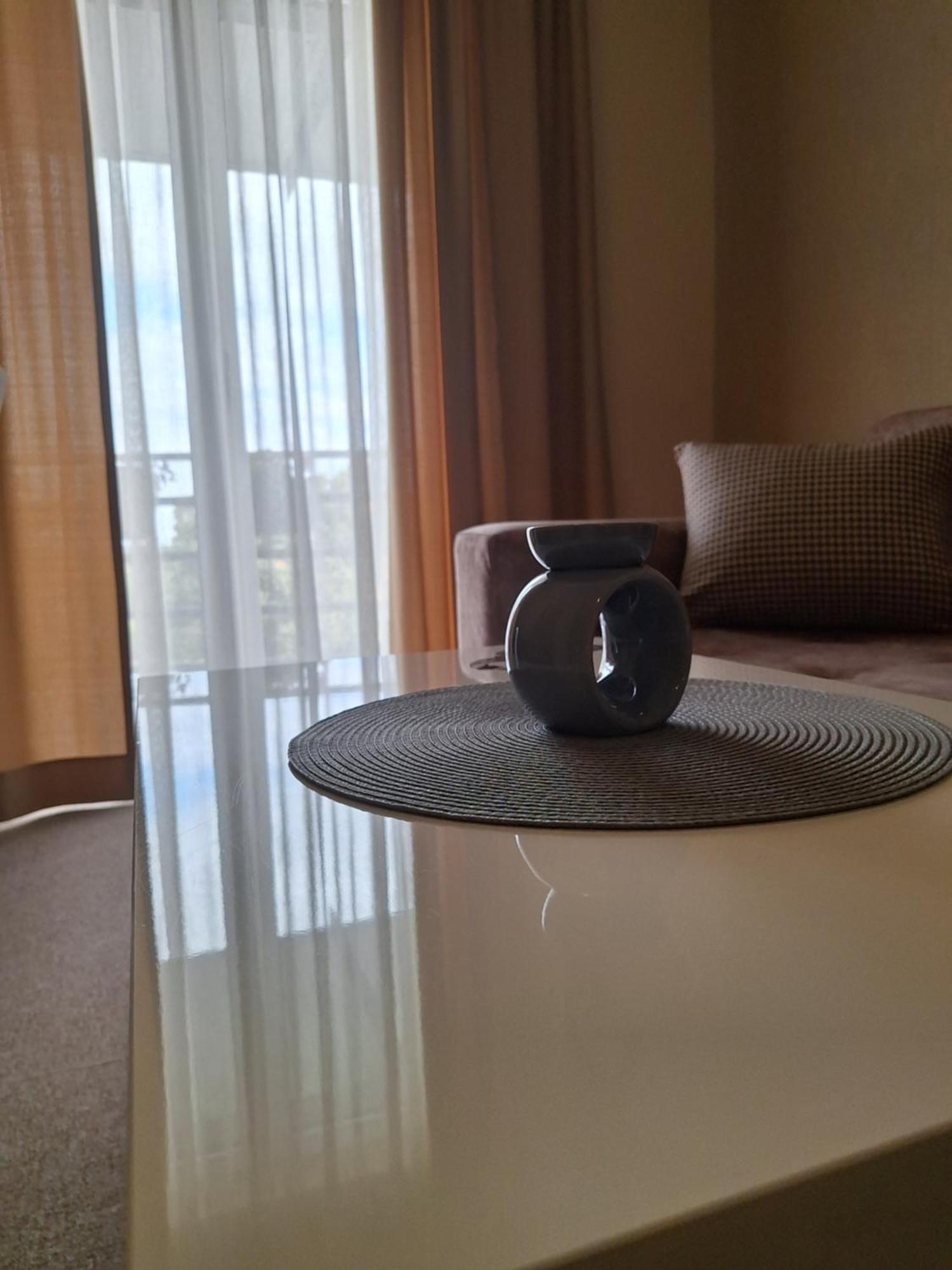 Garni Hotel Ema Крагуевац Екстериор снимка