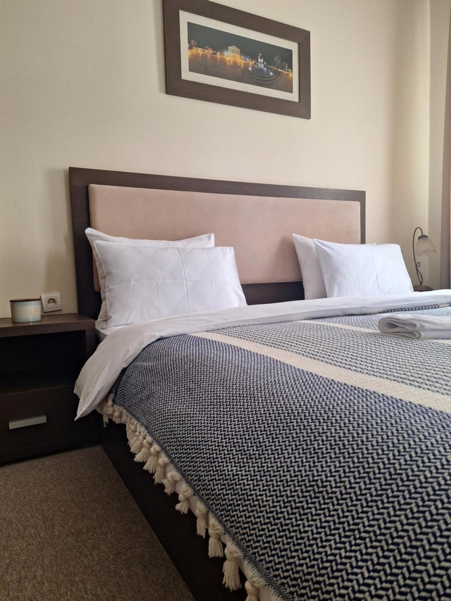 Garni Hotel Ema Крагуевац Екстериор снимка
