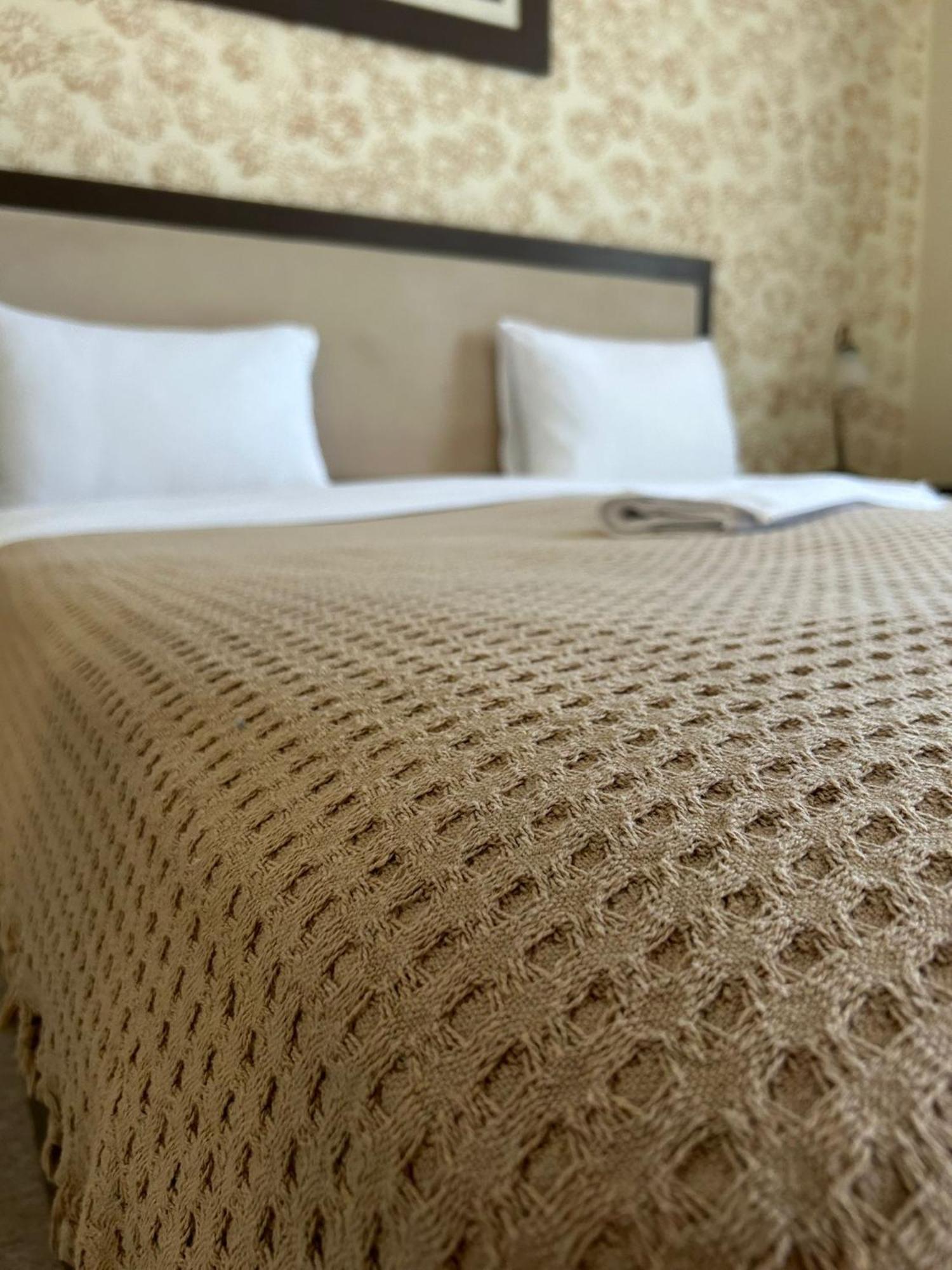 Garni Hotel Ema Крагуевац Екстериор снимка