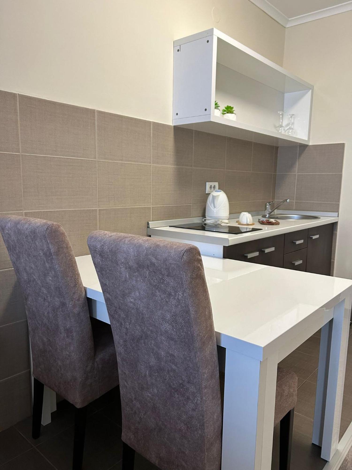Garni Hotel Ema Крагуевац Екстериор снимка